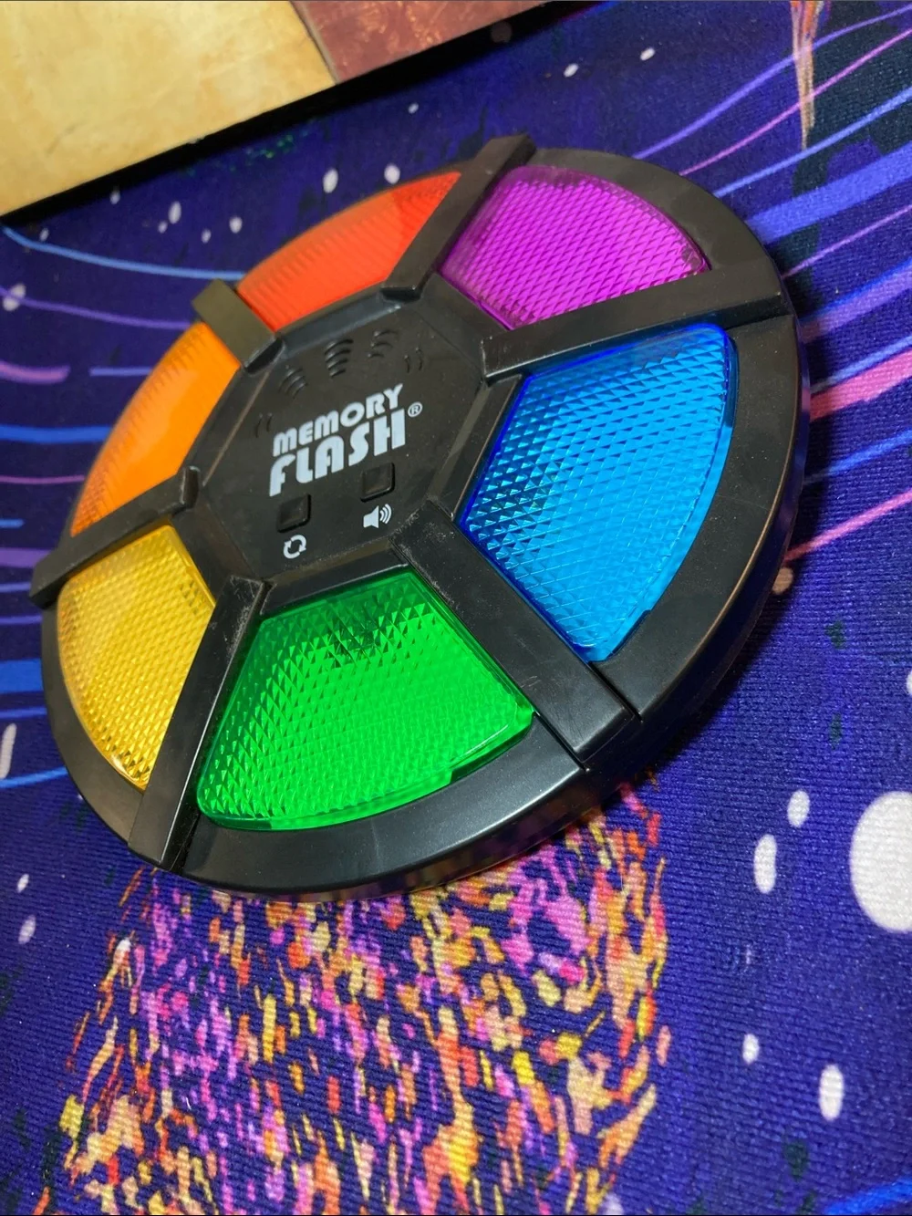 MEMORY FLASH ELECTRONIC GAME LIGHT UP MEMORY GAME